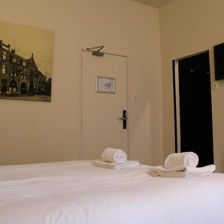 Hotel Raecks Haarlem Extérieur photo