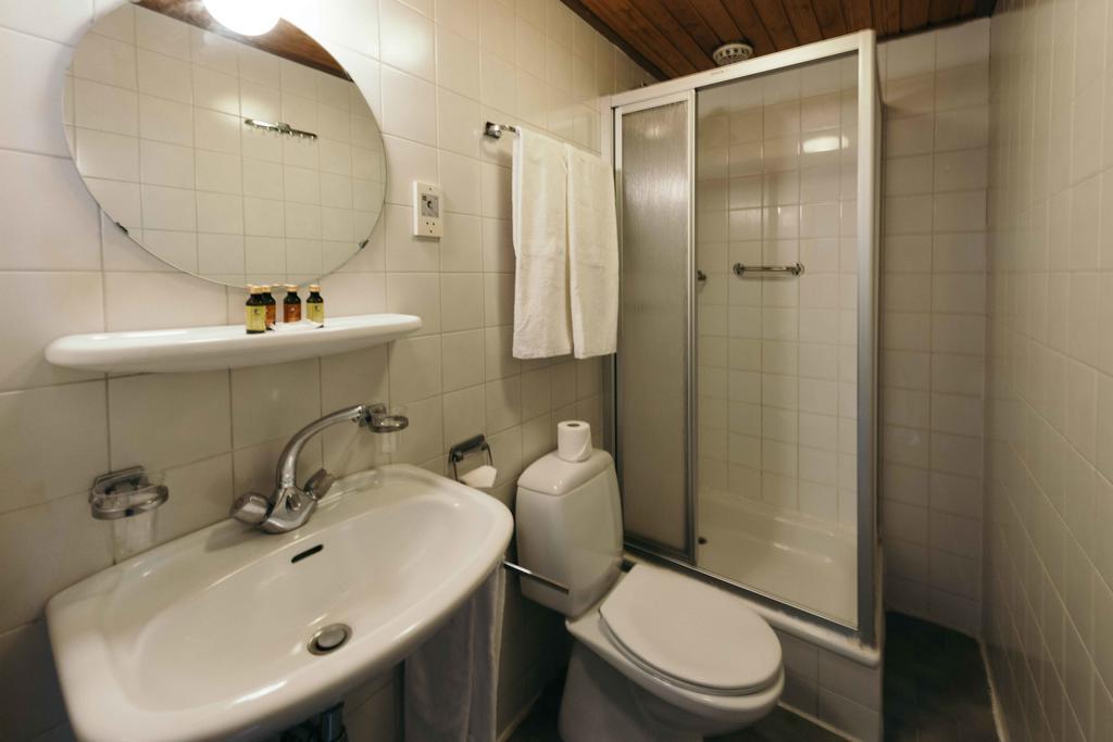Hotel Raecks Haarlem Extérieur photo