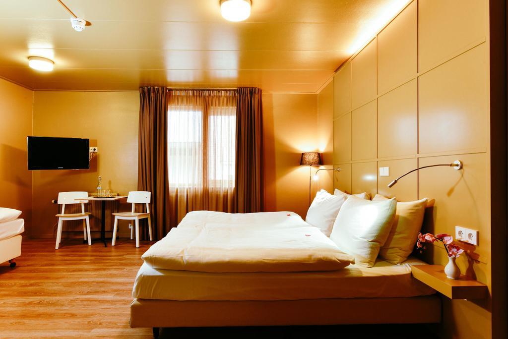 Hotel Raecks Haarlem Extérieur photo