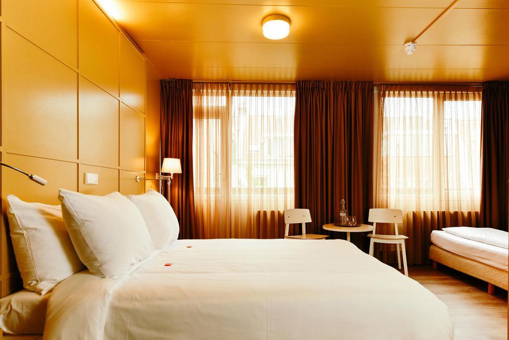 Hotel Raecks Haarlem Extérieur photo