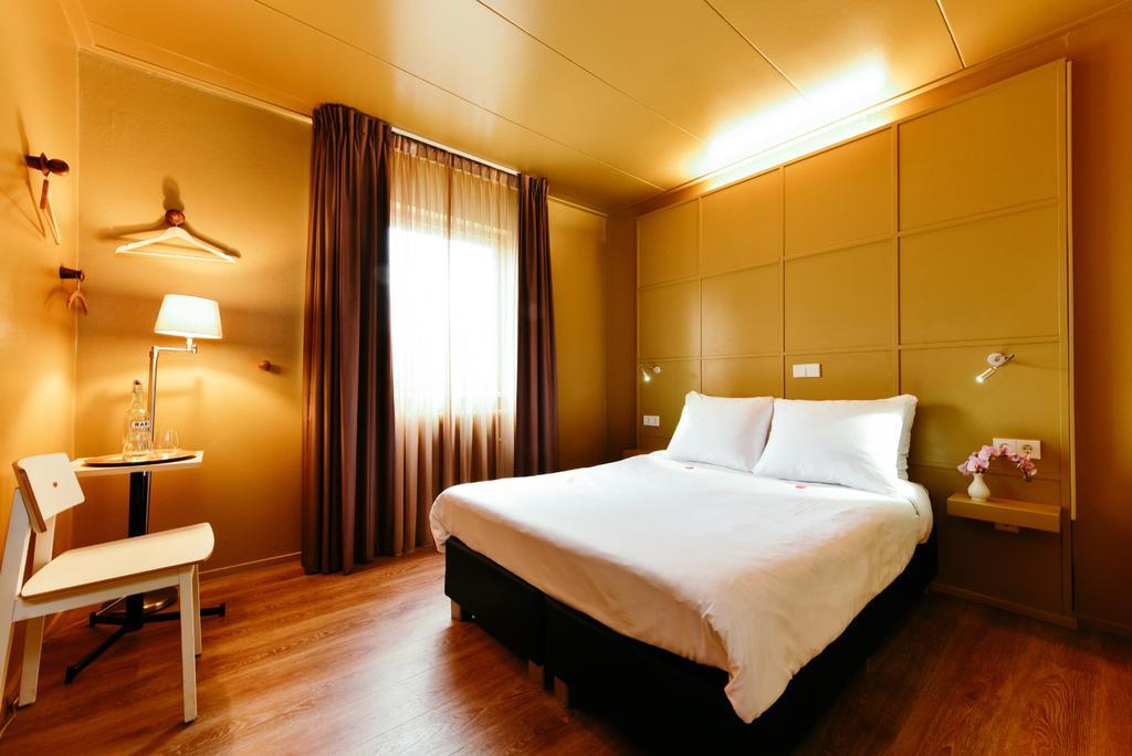 Hotel Raecks Haarlem Extérieur photo